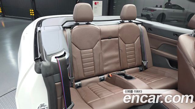 BMW 4-Series 2025 — photo 17