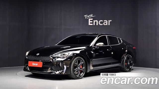 Kia Stinger 2019 — photo 1