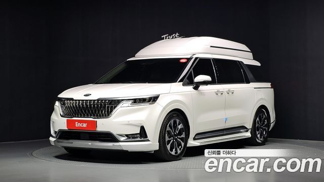 Kia Canival 2021 — photo 1