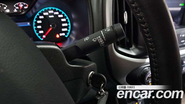 Chevrolet Korea Colorado 2020 — photo 24