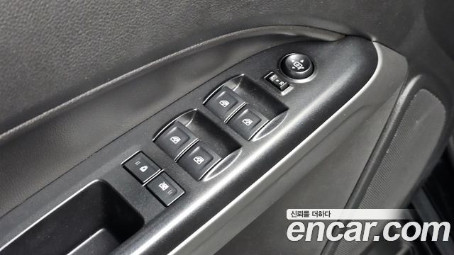 Chevrolet Korea Colorado 2020 — photo 28