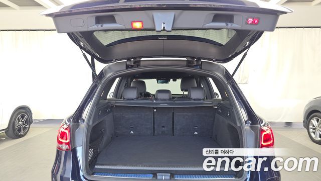 Mercedes-Benz GLC-Class 2021 — photo 26