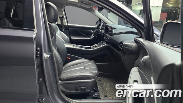 Hyundai Santafe 2021 — photo 17