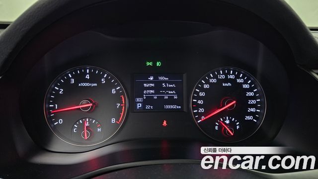 Kia K7 2016 — photo 11