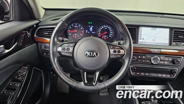 Kia K7 2016 — photo 19