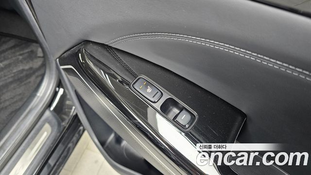 Kia K7 2016 — photo 25