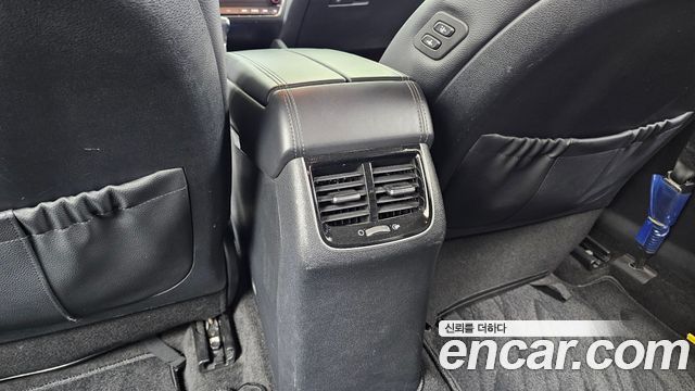 Kia K7 2016 — photo 31