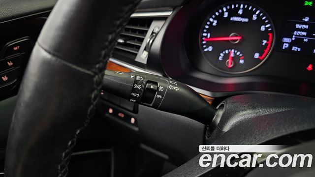 Kia K7 2016 — photo 33