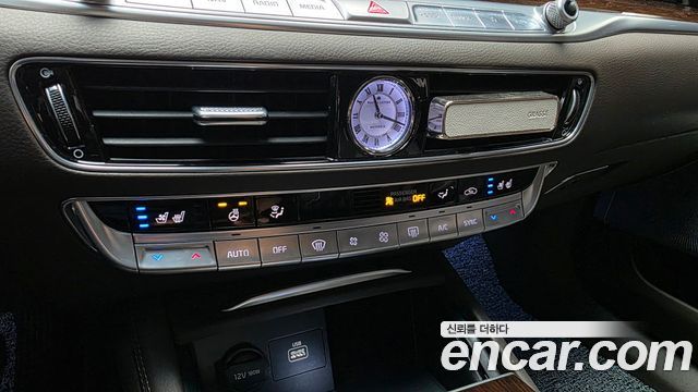 Kia K9 2019 — photo 18