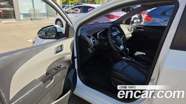 Chevrolet Korea Aveo 2018 — photo 10