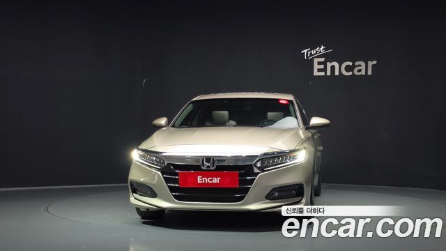 Honda Accord 2018 — photo 3