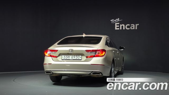 Honda Accord 2018 — photo 4