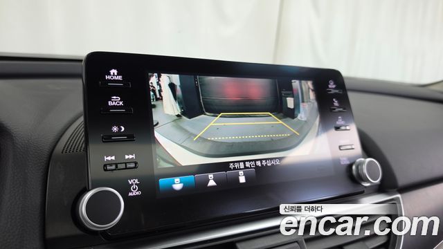 Honda Accord 2018 — photo 21