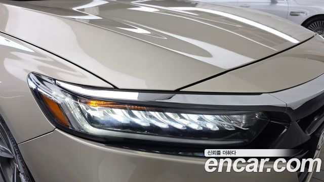 Honda Accord 2018 — photo 8