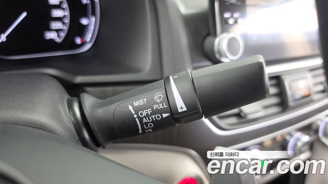 Honda Accord 2018 — photo 27