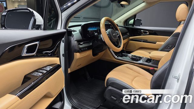Kia Canival 2023 — photo 13
