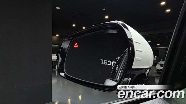 Kia Canival 2023 — photo 19