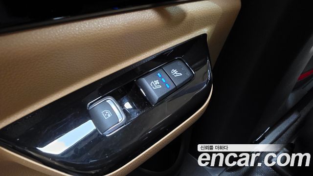 Kia Canival 2023 — photo 30