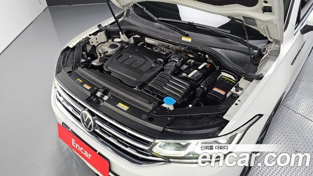 Volkswagen Tiguan 2021 — photo 6