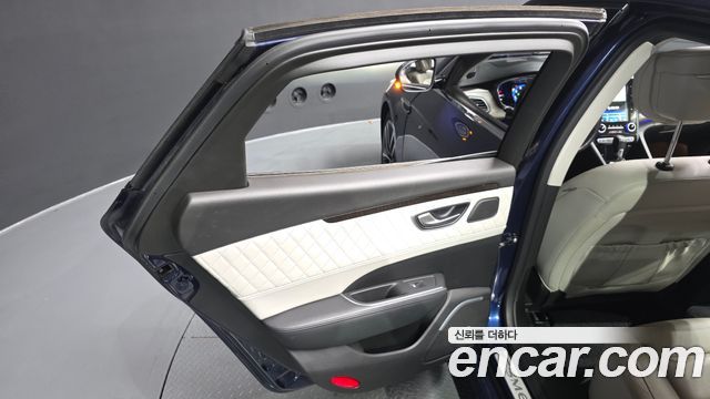 Renault Korea SM6 2016 — photo 15
