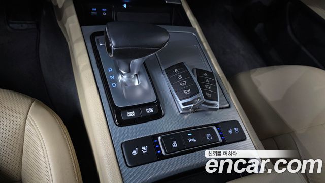 Genesis G80 2018 — photo 9