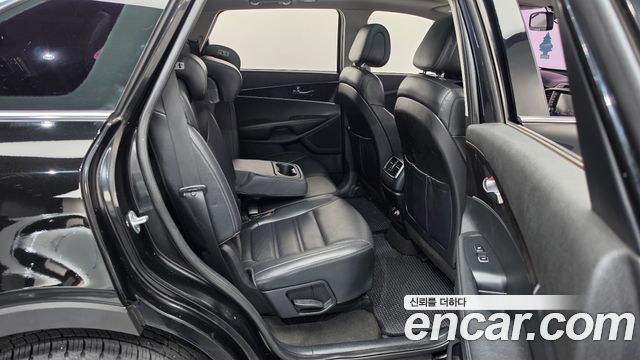 Kia Sorento 2017 — photo 12