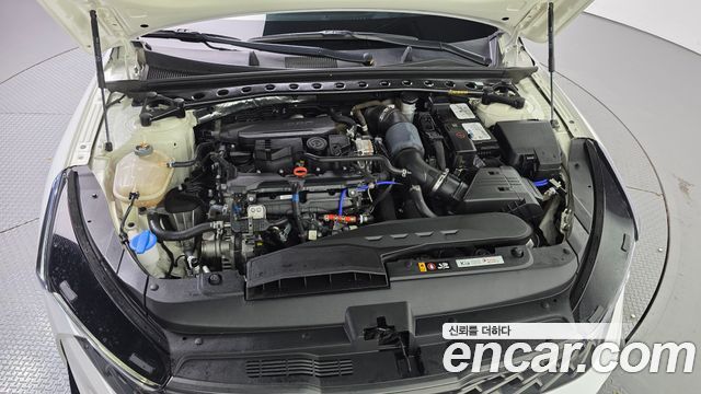 Kia K5 2023 — photo 6