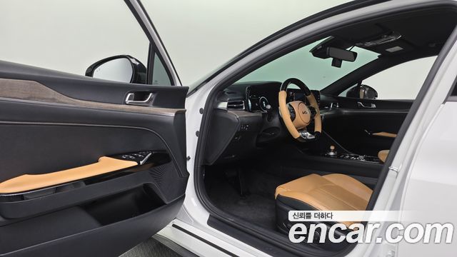 Kia K5 2023 — photo 13