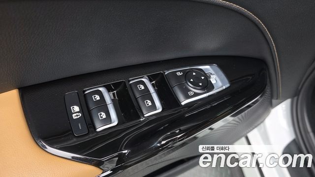 Kia K5 2023 — photo 17