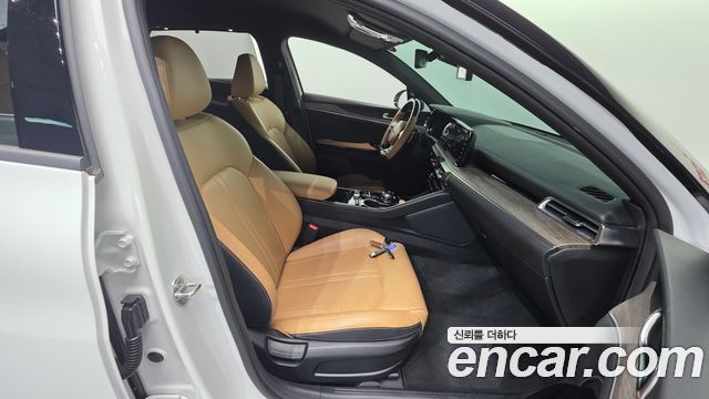 Kia K5 2023 — photo 16