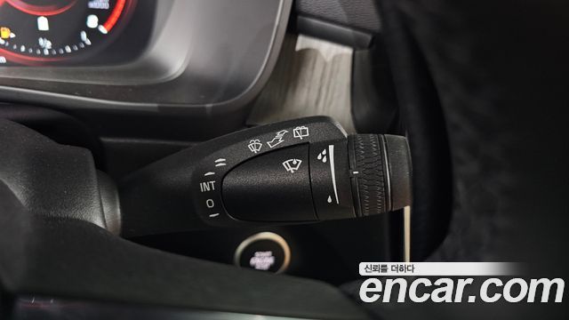 Volvo XC40 2022 — photo 29