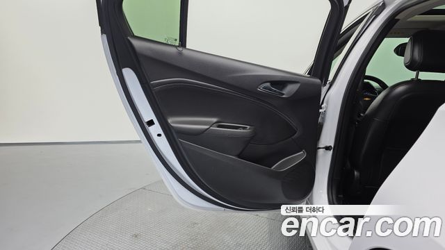 Chevrolet Korea Cruze 2018 — photo 15