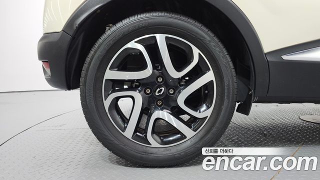 Renault Korea QM3 2015 — photo 5