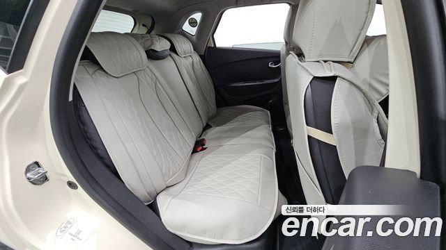 Renault Korea QM3 2015 — photo 17