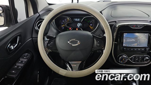 Renault Korea QM3 2015 — photo 19