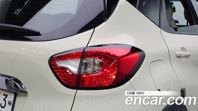 Renault Korea QM3 2015 — photo 9