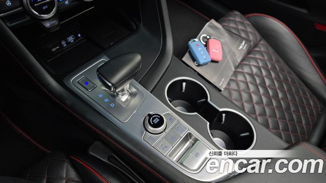 Genesis G70 2018 — photo 12