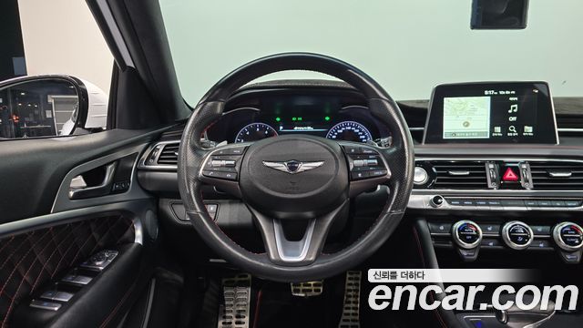 Genesis G70 2018 — photo 18