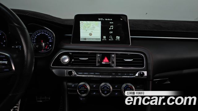 Genesis G70 2018 — photo 19