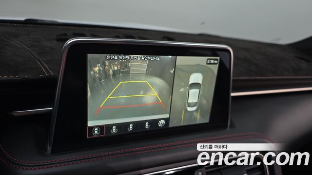Genesis G70 2018 — photo 20