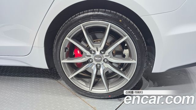 Genesis G70 2018 — photo 7