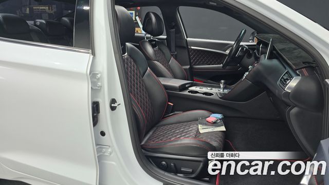 Genesis G70 2018 — photo 16