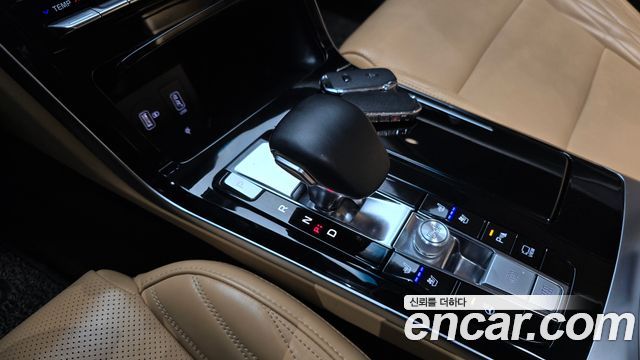 Kia K7 2020 — photo 12