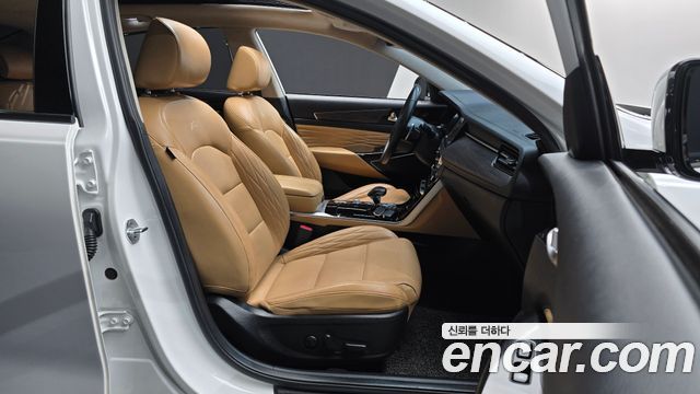 Kia K7 2020 — photo 16
