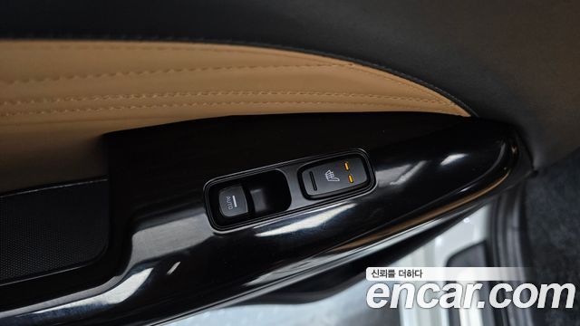 Kia K7 2020 — photo 31