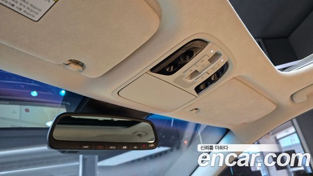 Kia K7 2020 — photo 32