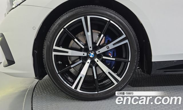 BMW 5-Series 2024 — photo 5