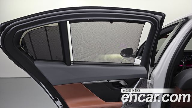 BMW 5-Series 2024 — photo 26