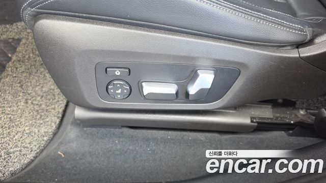 BMW X3 2018 — photo 32
