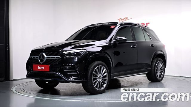 Mercedes-Benz GLE-Class 2025 — photo 1